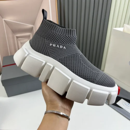 PR@DA@ SNEAKERS   PRD077
