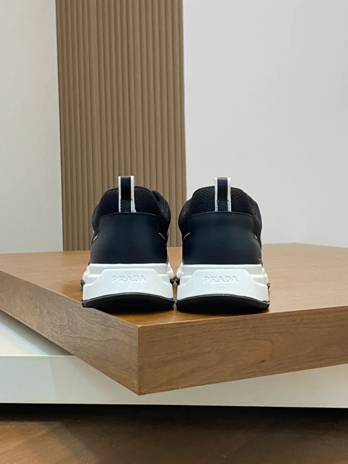 PR@DA@ SNEAKERS   PRD050
