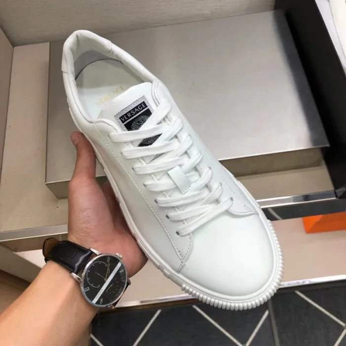 VERS@CE GRECA LOW TOP SNEAKERS   VS58