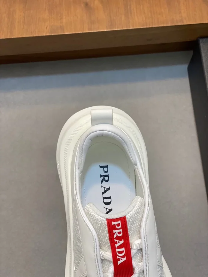 PR@DA@ SNEAKERS   PRD056