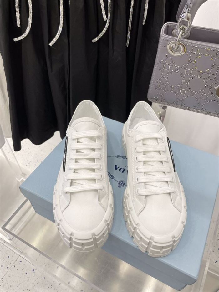 PR@DA@ DOUBLE WHEEL RE-NYLON GABARDINE SNEAKERS WHITE   PRD083