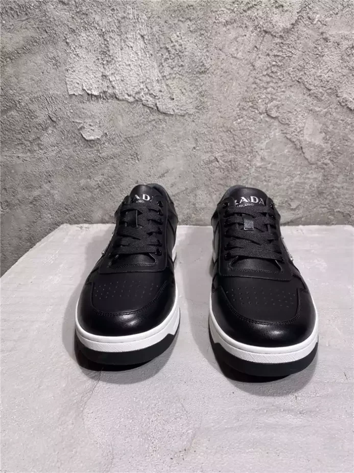 PR@DA@ DOWNTOWN LEATHER SNEAKERS   PRD037