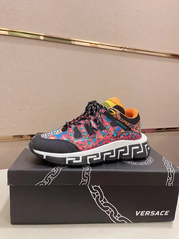 VERS@CE TRIGRECA SNEAKERS   VS68