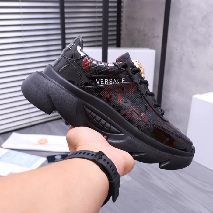 VERS@CE SNEAKERS   VS70