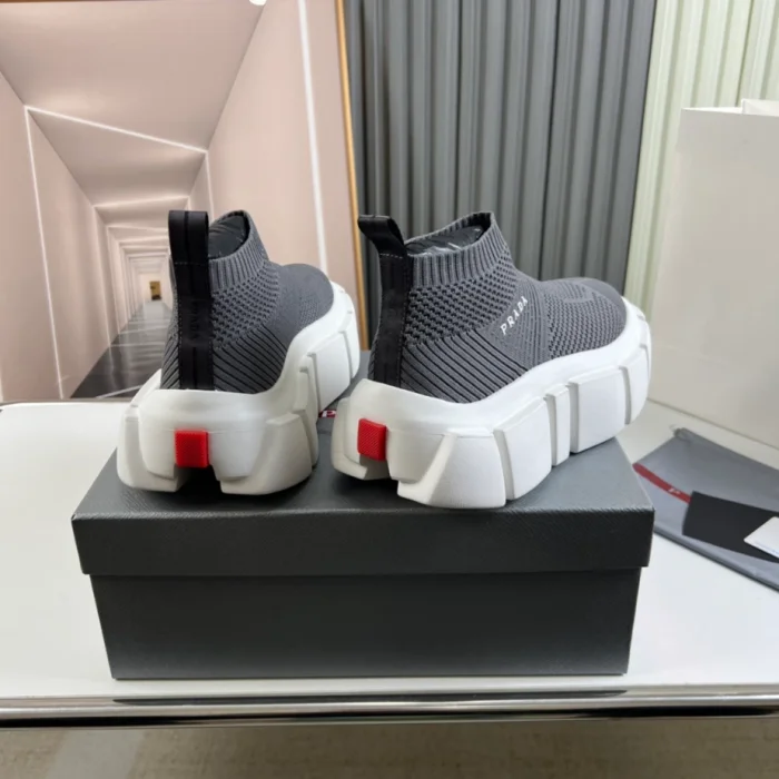 PR@DA@ SNEAKERS   PRD077