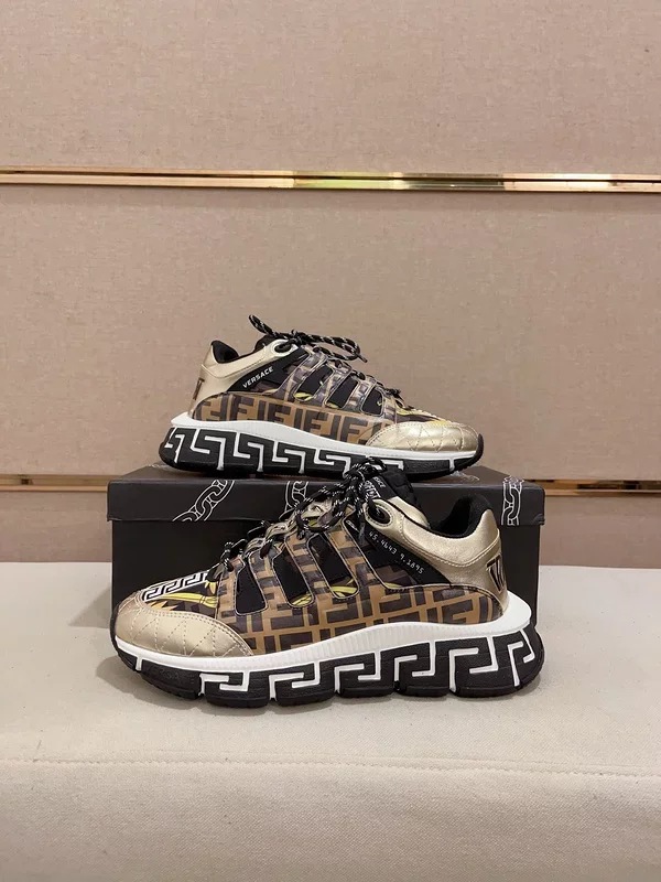 VERS@CE TRIGRECA SNEAKERS   VS69