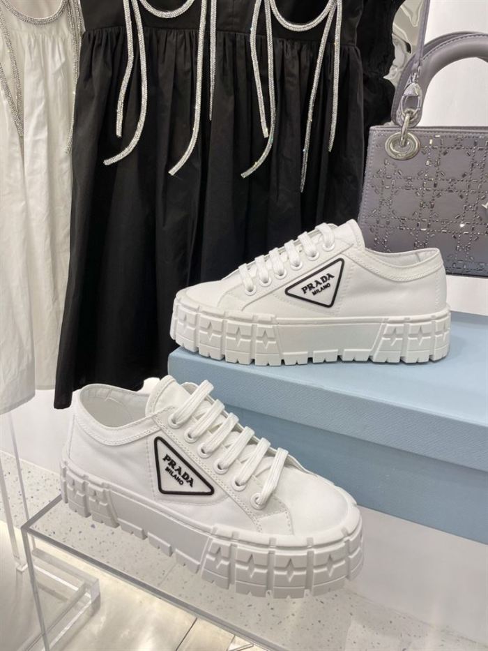 PR@DA@ DOUBLE WHEEL RE-NYLON GABARDINE SNEAKERS WHITE   PRD083