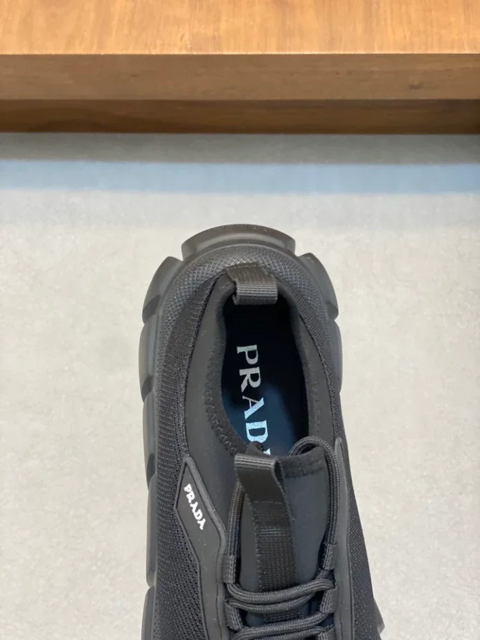 PR@DA@ SNEAKERS   PRD054