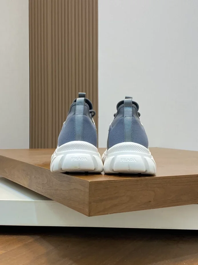 PR@DA@ SNEAKERS   PRD053