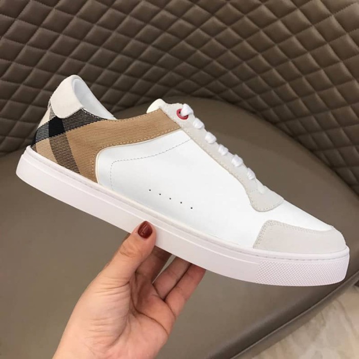 BURB5RRY LEATHER AND HOUSE CHECK SNEAKERS   BBR27