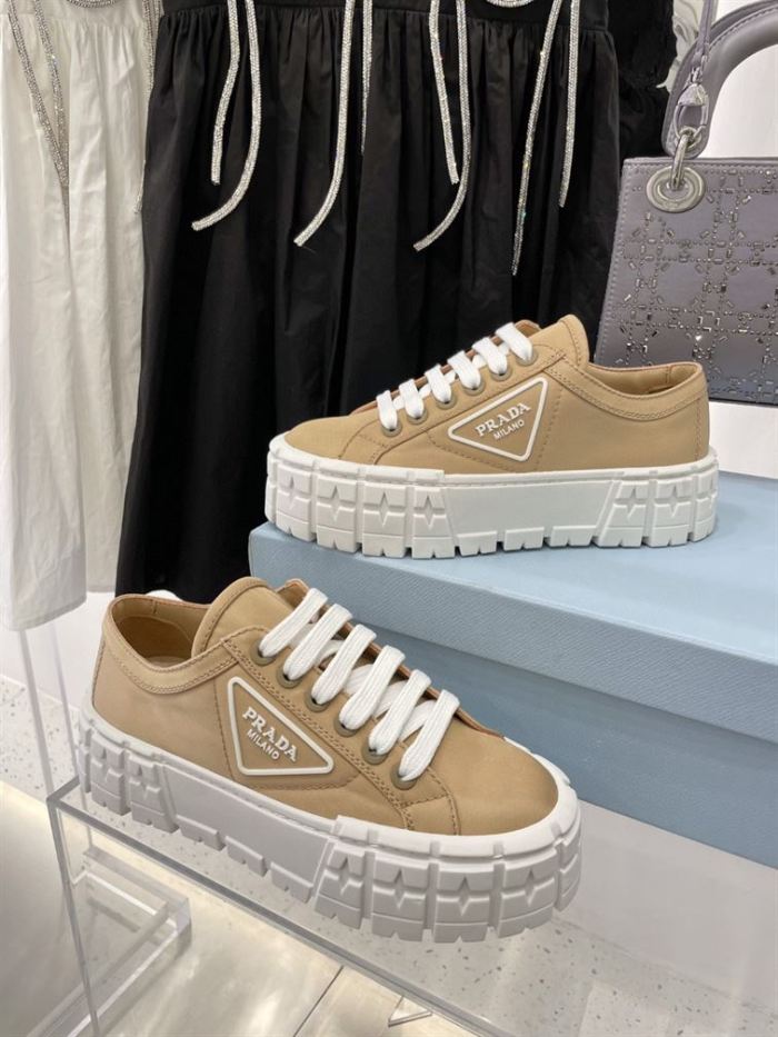 PR@DA@ DOUBLE WHEEL RE-NYLON GABARDINE SNEAKERS BEIGE   PRD087