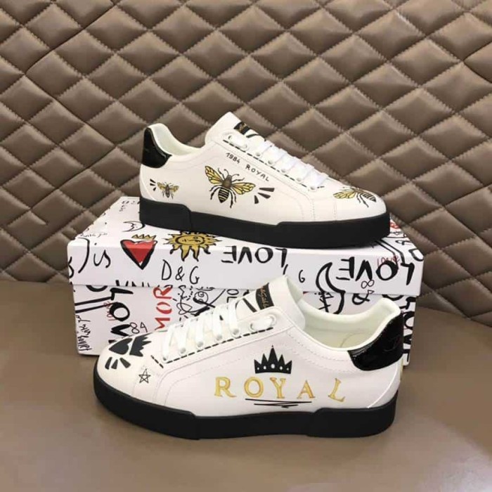 DOLCE AND  G@BB@N@ PORTOFINO WASP PRINT SNEAKERS IN WHITE   DG104