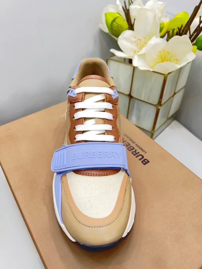 BURB5RRY VINTAGE CHECK SNEAKERS   BBR121