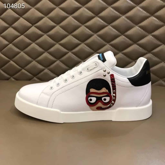 DOLCE    G@BB@N@ CALFSKIN PORTOFINO SNEAKERS WITH PATCHES OF THE DESIGNERS   DG2