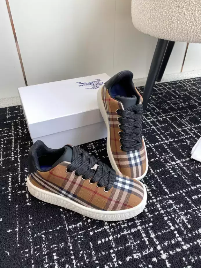 BURB5RRY RANGLETON CHECK SNEAKERS   BBR102