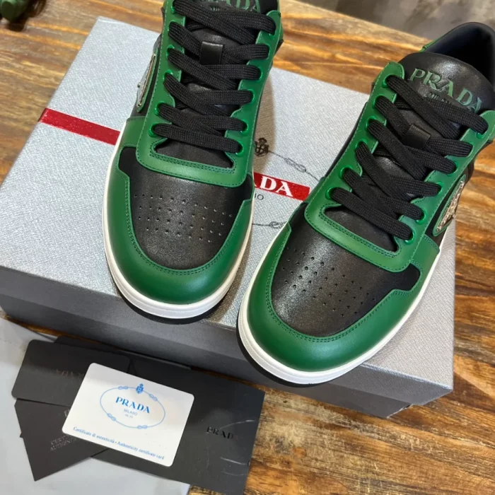 PR@DA@ DOWNTOWN LEATHER SNEAKERS GREEN   PRD092