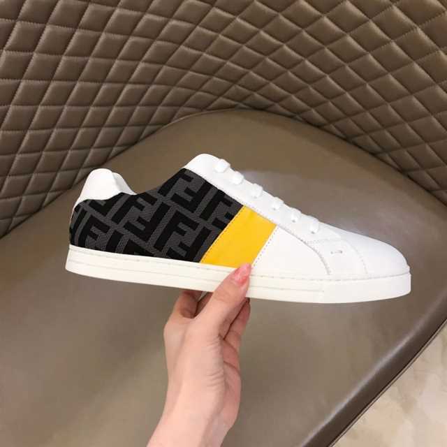 FEND1 FF LOGO PRINT LOW-TOP SNEAKERS   FD17