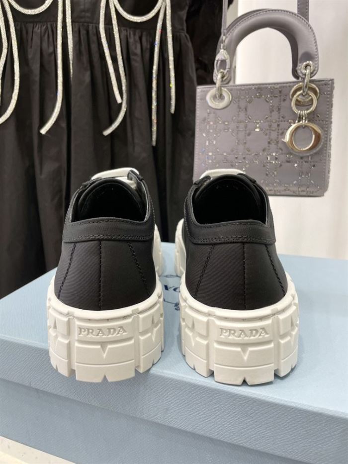 PR@DA@ DOUBLE WHEEL RE-NYLON GABARDINE SNEAKERS BLACK   PRD086