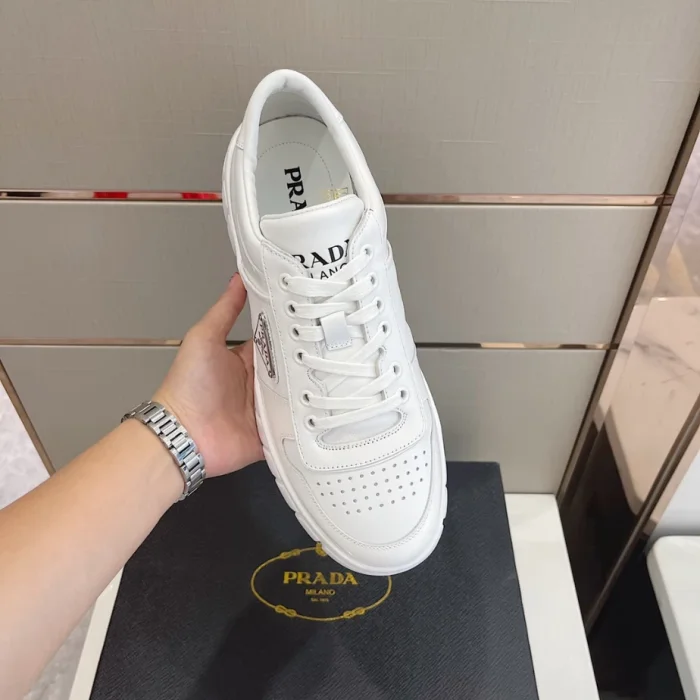 PR@DA@ LEATHER SNEAKERS   PRD033