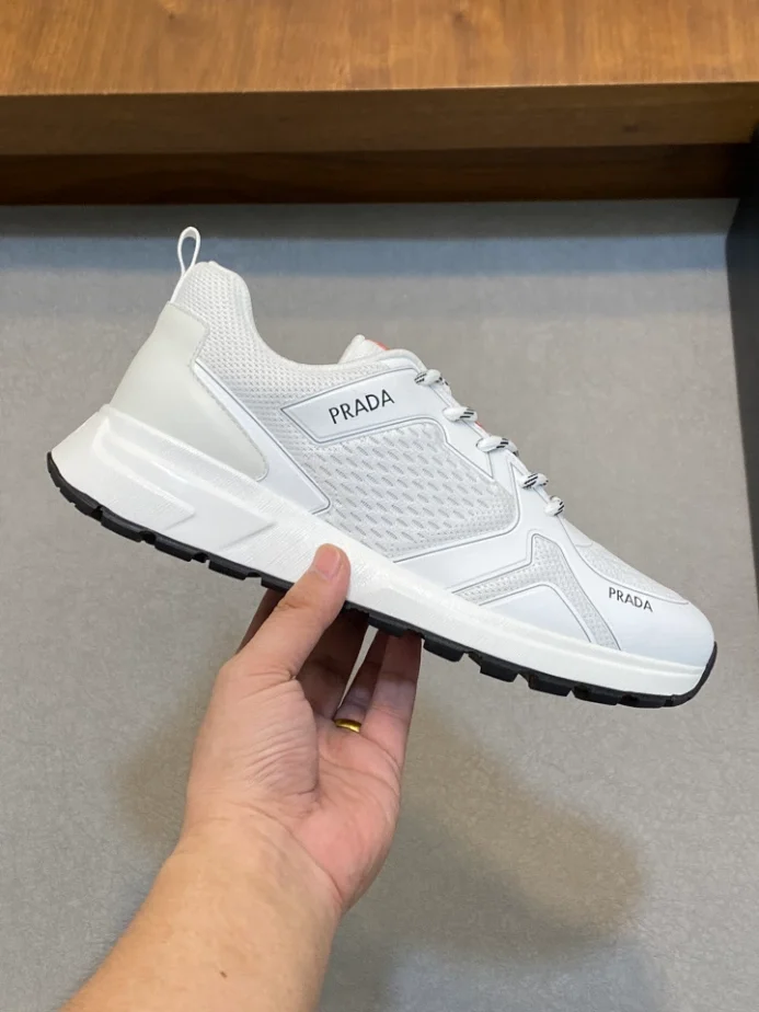 PR@DA@ SNEAKERS   PRD051