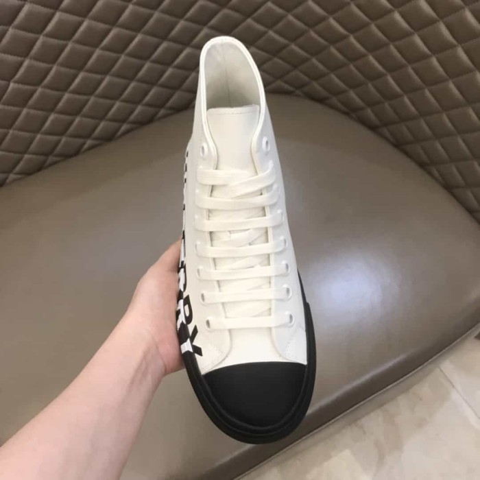 BURB5RRY LOGO PRINT GABARDINE HIGH-TOP SNEAKERS   BBR32