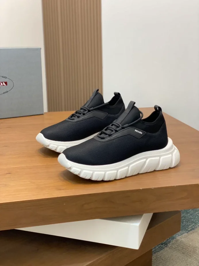 PR@DA@ SNEAKERS   PRD055