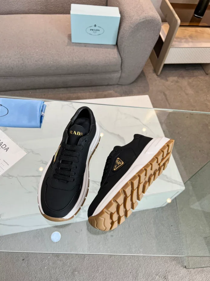 PRAX 01 DELAV SUEDE AND RE-NYLON SNEAKERS   PRD047