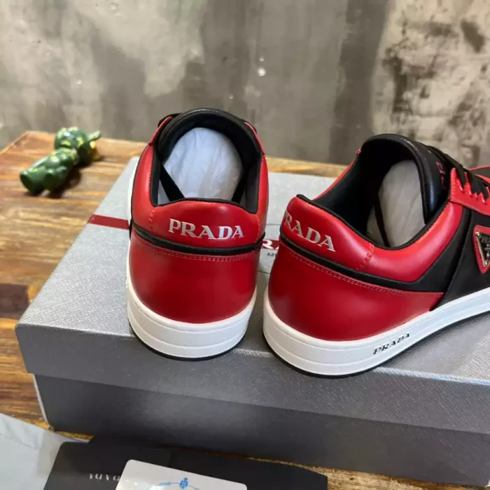 PR@DA@ DOWNTOWN LEATHER SNEAKERS RED   PRD093