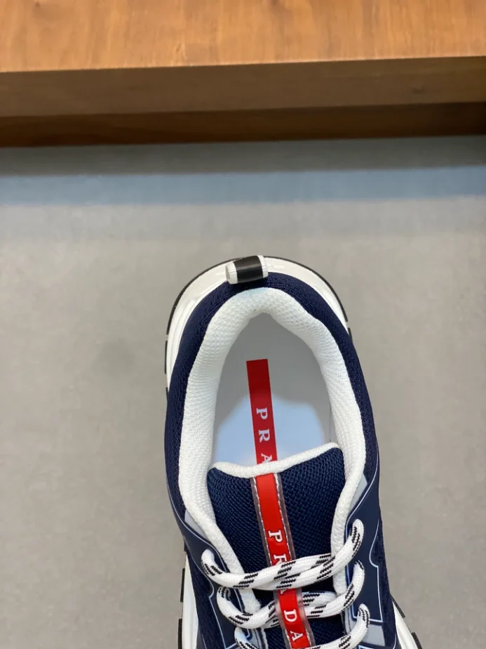 PR@DA@ SNEAKERS   PRD052