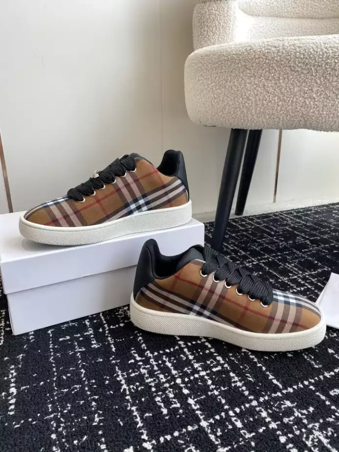 BURB5RRY RANGLETON CHECK SNEAKERS   BBR102