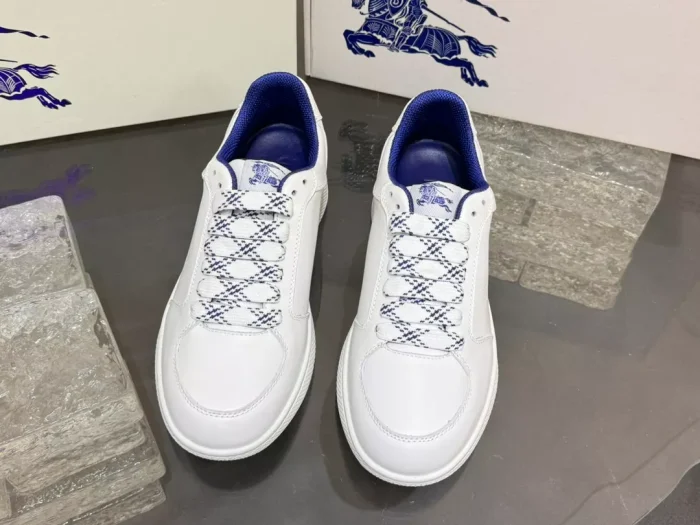 BURB5RRY LEATHER STOCK SNEAKERS IN WHITE   BBR091