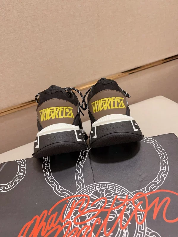 VERS@CE TRIGRECA SNEAKERS   VS67