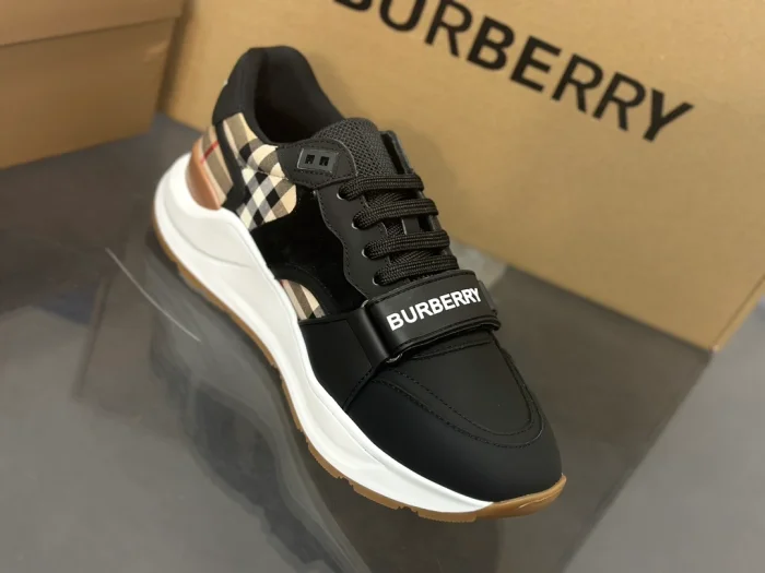 BURB5RRY VINTAGE CHECK SNEAKERS   BBR114