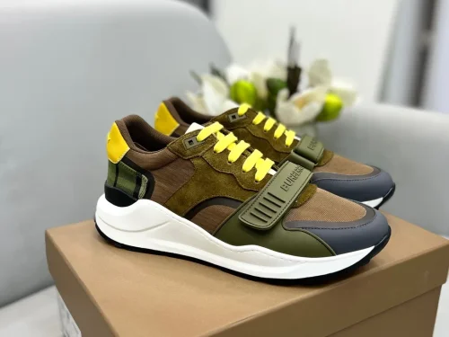 BURB5RRY VINTAGE CHECK SNEAKERS   BBR117