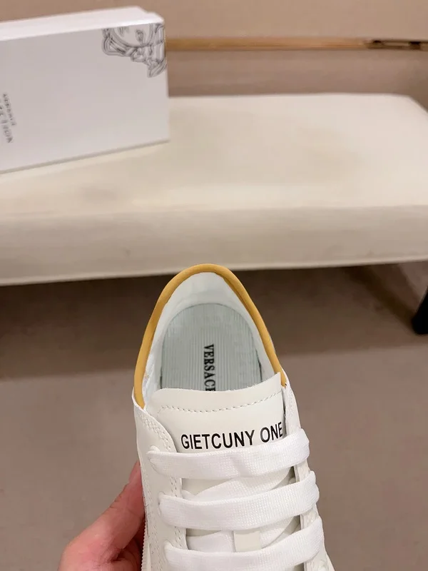 VERS@CE SNEAKERS   VS75
