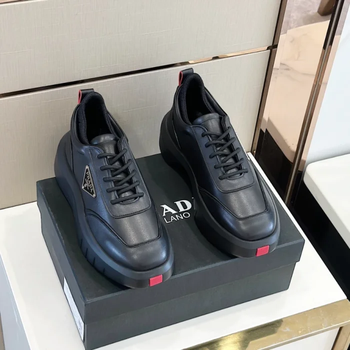 PR@DA@ SNEAKERS   PRD073