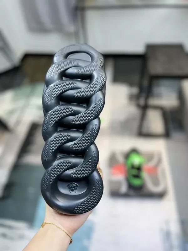 VERS@CE CHAIN REACTION SNEAKER   VS76
