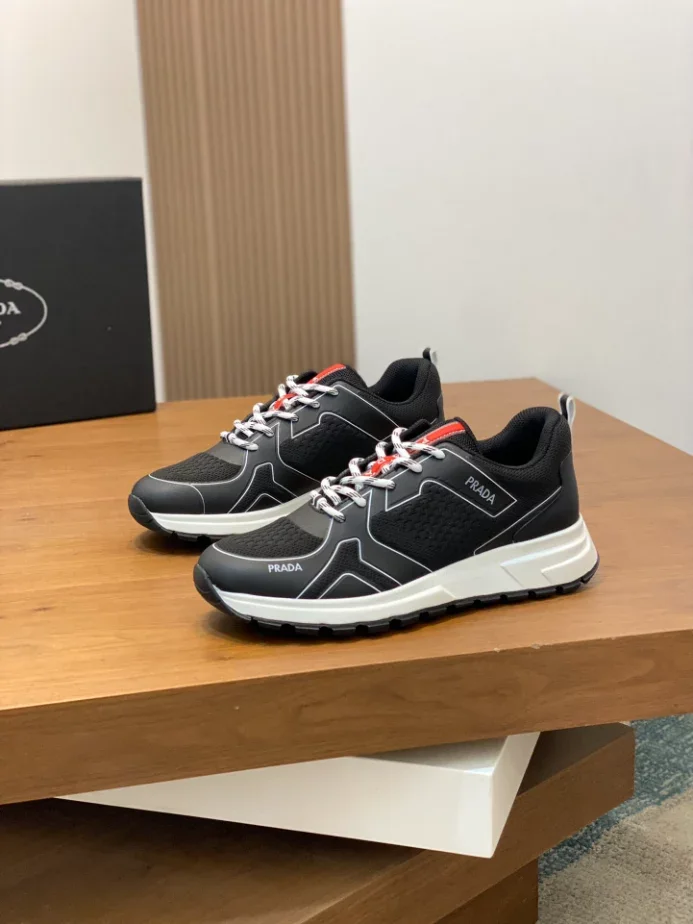 PR@DA@ SNEAKERS   PRD050