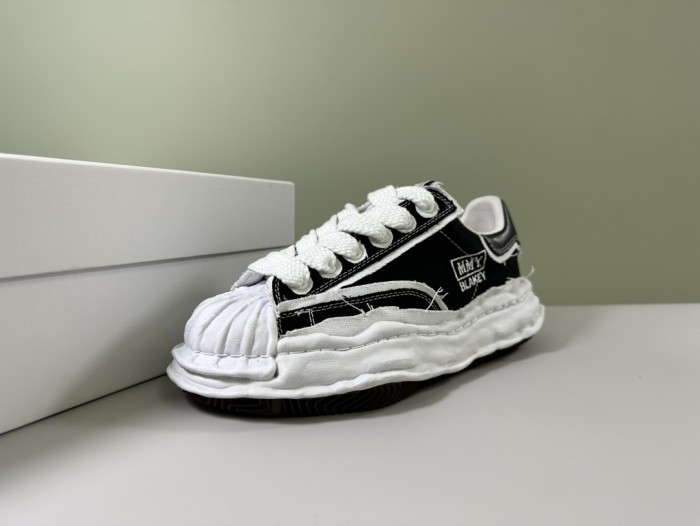 [50% Off]1:1 quality version Embroidered Letters Shell Head Raw Edge Black White Colorblocking Canvas Thick Shoes