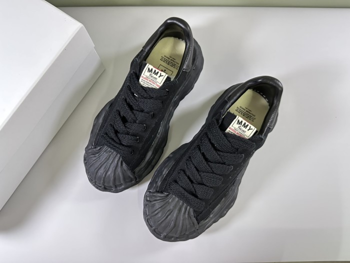 [buy more save more]1:1 quality version Embroidered Canvas All Black Thick Bottom Board Shoes