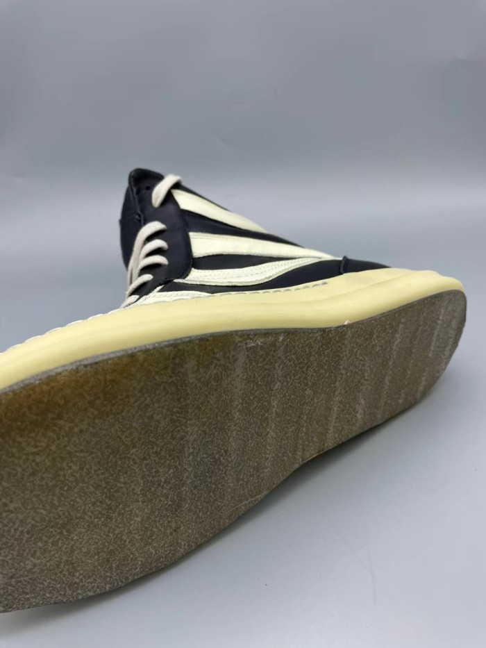 1:1 quality version Vintage black and white colorblocking heightening thick soled boots