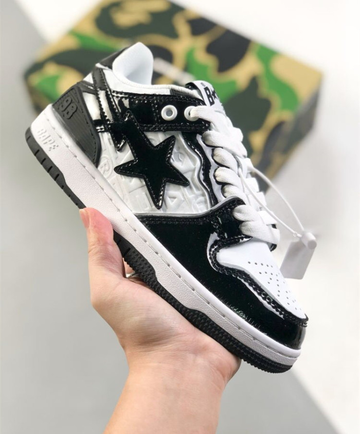 Colorblocked Stars Low Top Sneakers