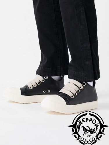 thick shoelace leather low shoes sneaker (with og packing)