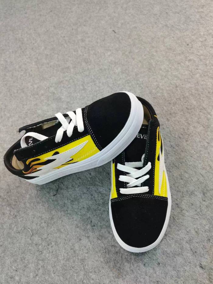 [50% Off] Flame White Trim Low cut board shoes