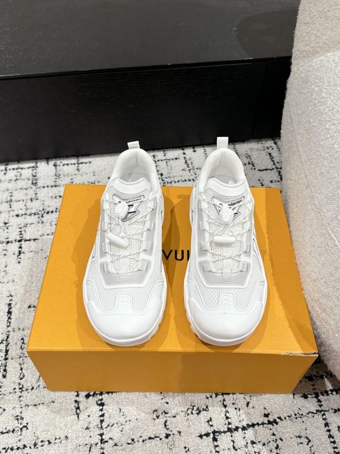 1:1 quality version 28113904 Runner tatic series chunky sneakers