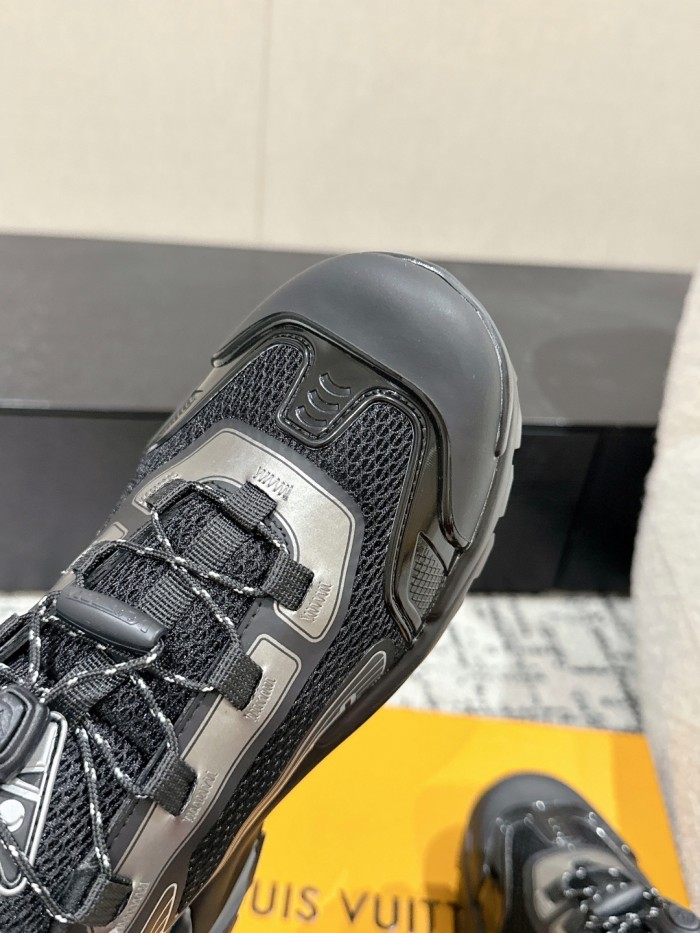 1:1 quality version 28113904 Runner tatic series chunky sneakers