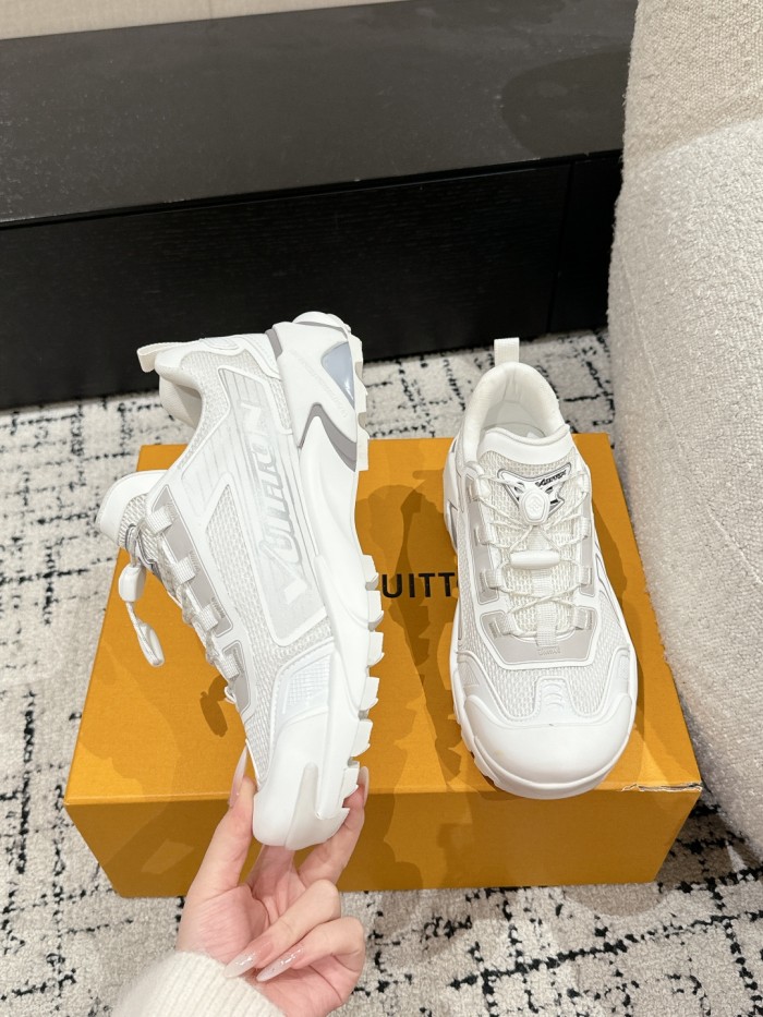 1:1 quality version 28113904 Runner tatic series chunky sneakers