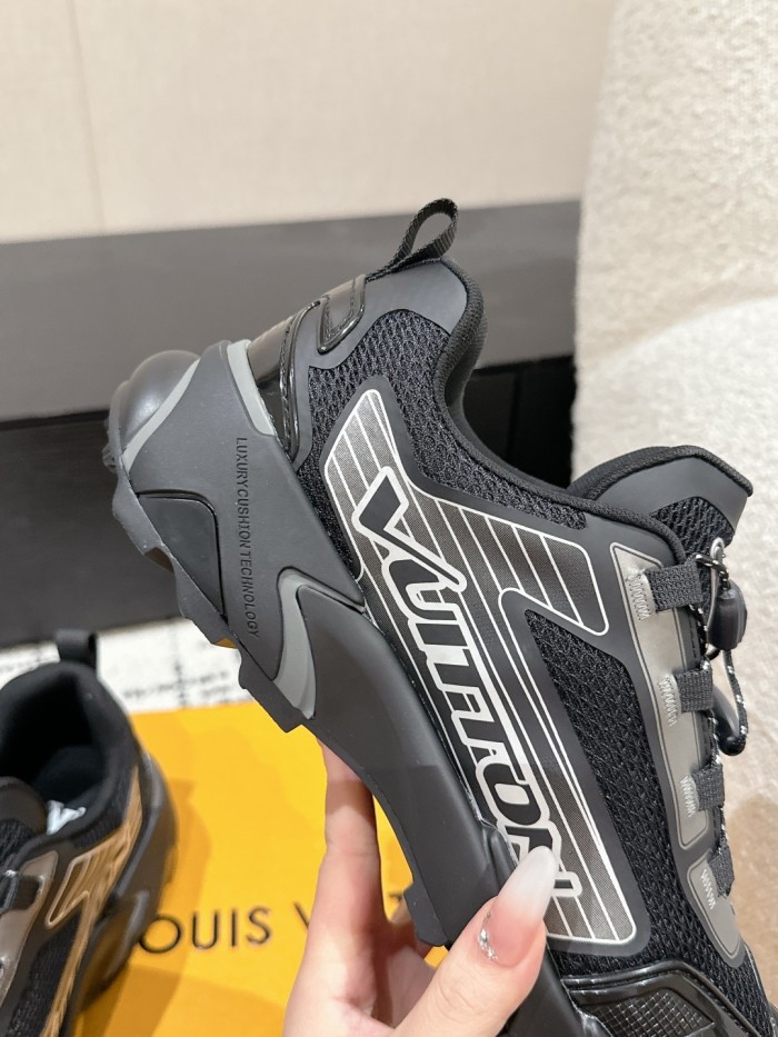 1:1 quality version 28113904 Runner tatic series chunky sneakers