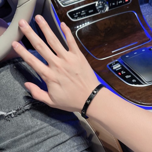 28120734 Adjustable Cowhide Leather Hand Rope Bracelet