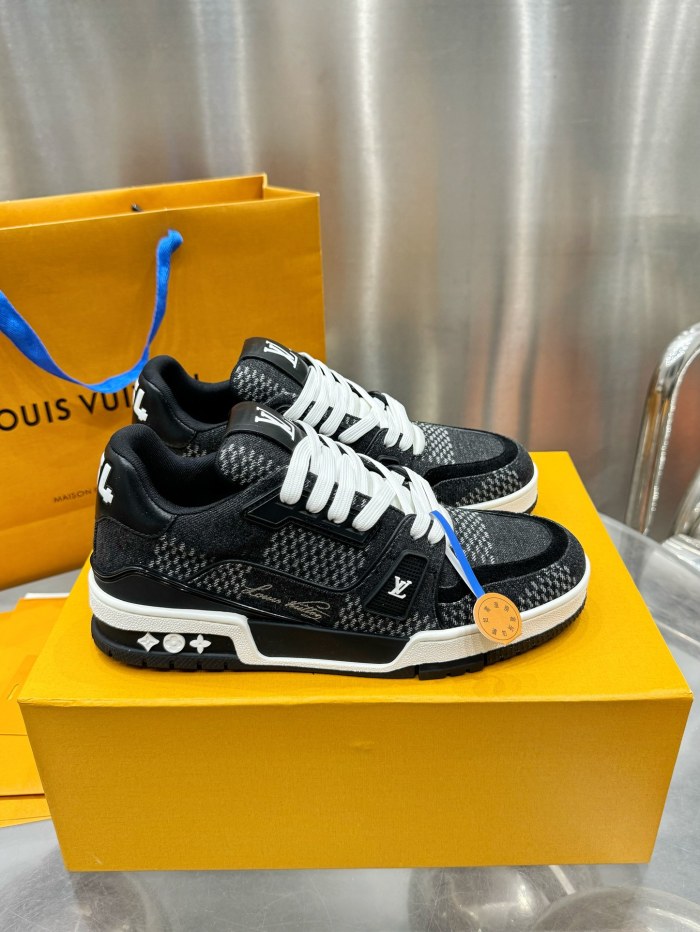 1:1 quality version 28136549 L trainer Patchwork Sneakers 2 colors